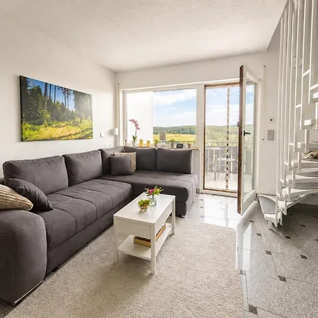 „schwarzwaldtraum - Maisonette Mit Zwei Terrassen & Panoramabalkon Im Schwarzwald ショナッハ