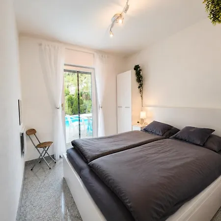 „schwarzwaldtraum - Maisonette Mit Zwei Terrassen & Panoramabalkon Im Schwarzwald * ショナッハ